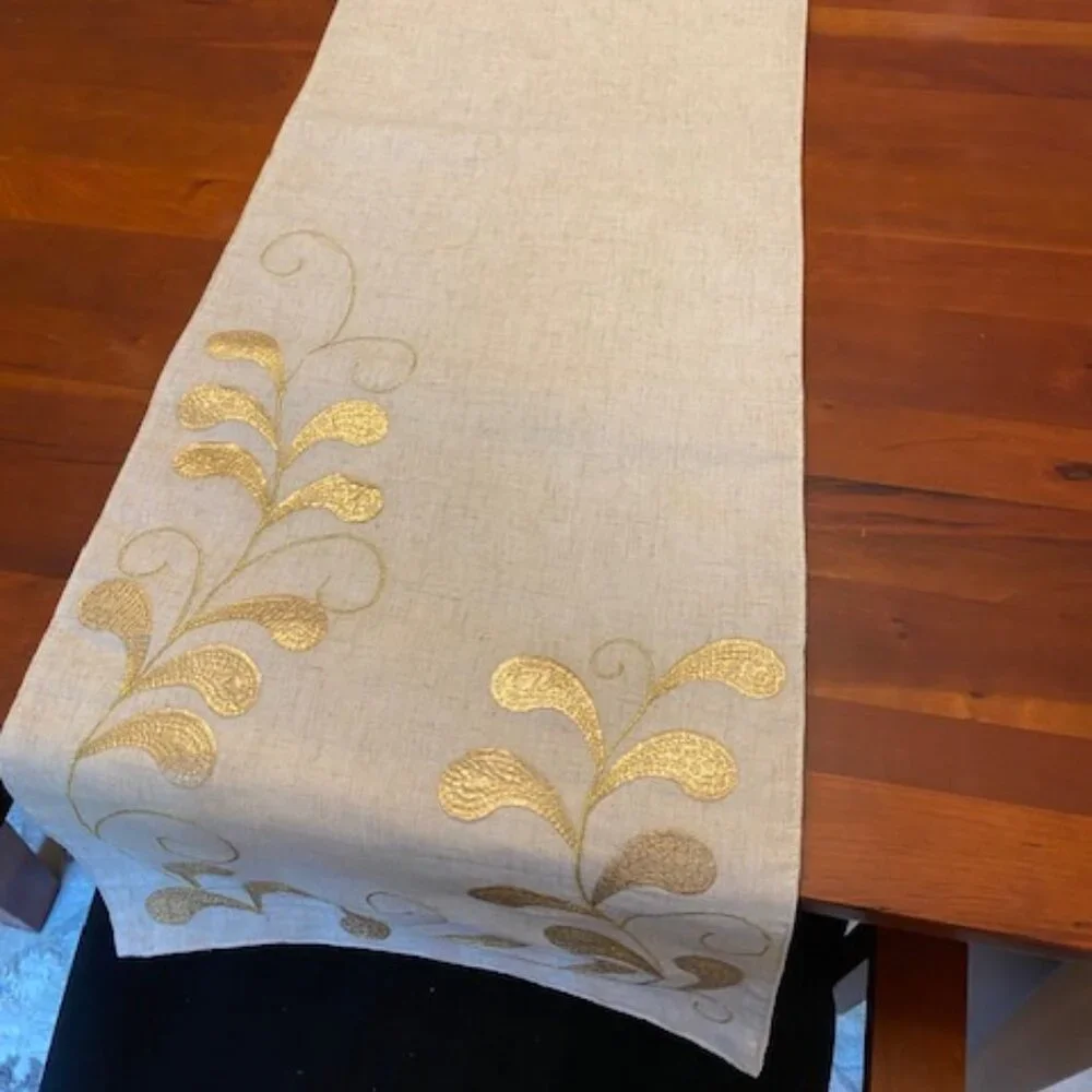 DOMAIN Holiday Christmas Winter Table Runner Gold Metallic Embroidery 88